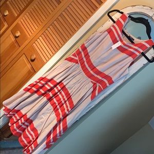 Knee length tan and red gap dress